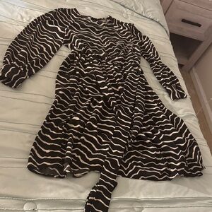 Who What Wear Black and Cream Dress